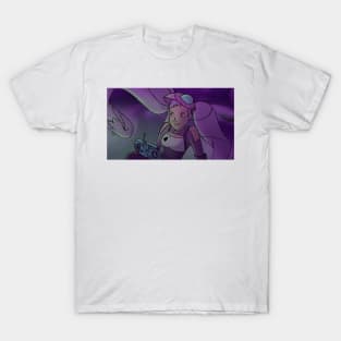 Entrapta flirting with a robot T-Shirt